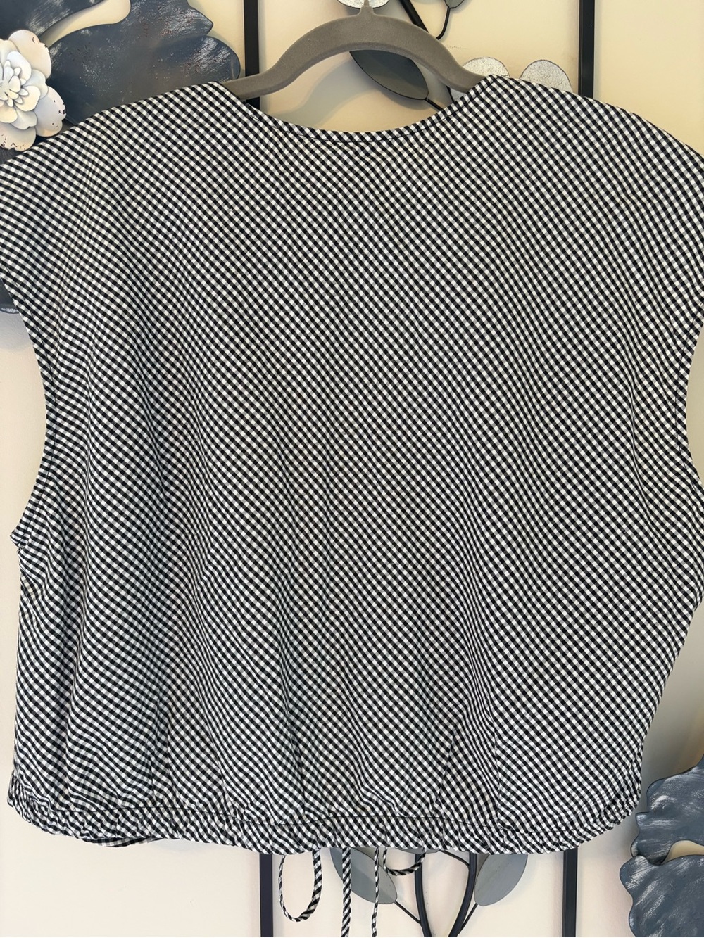 a new day Black & White Gingham Ruched Front Crop Top - Picture 7 of 8